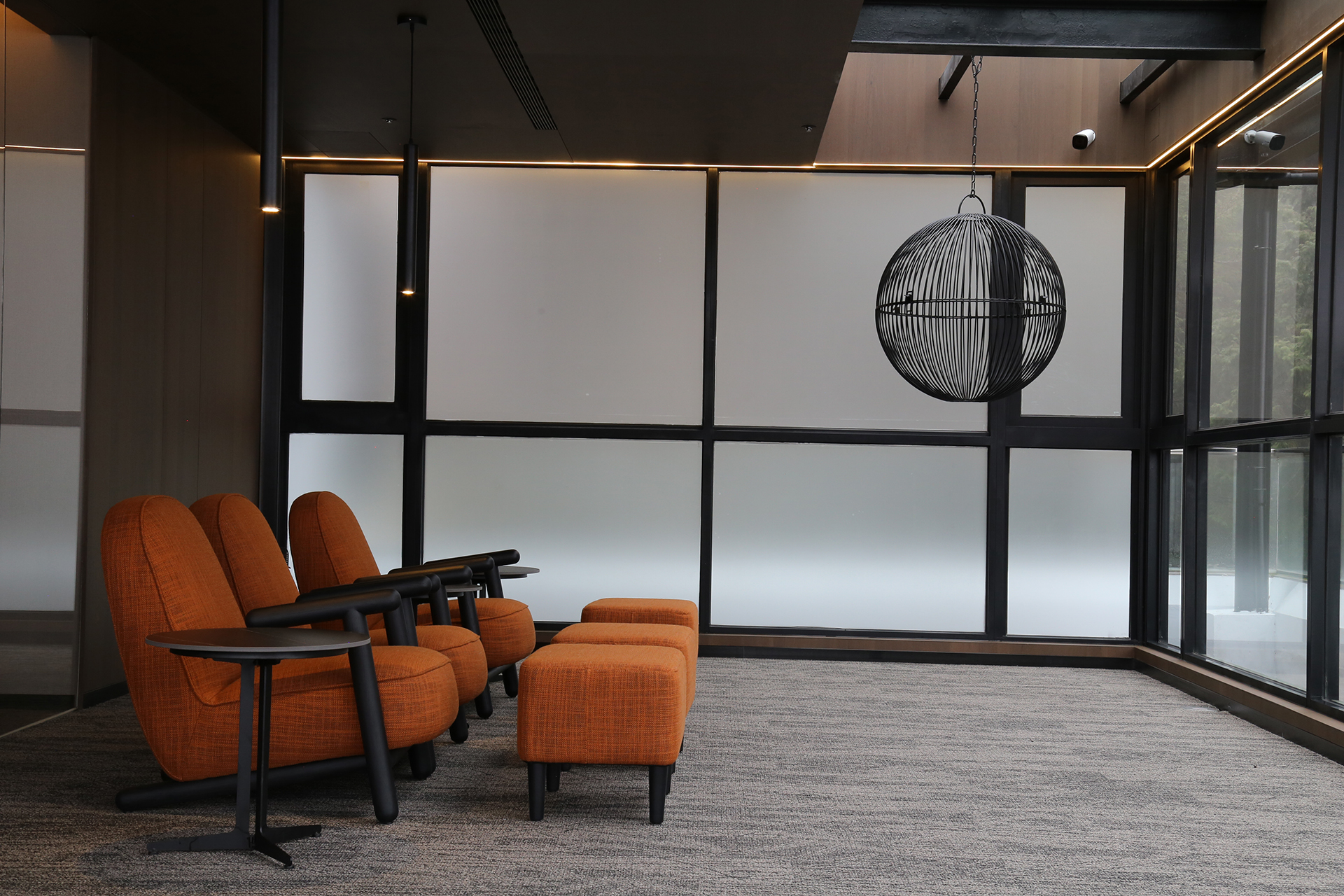 ALL_fac_26C04_Hy59X99inV