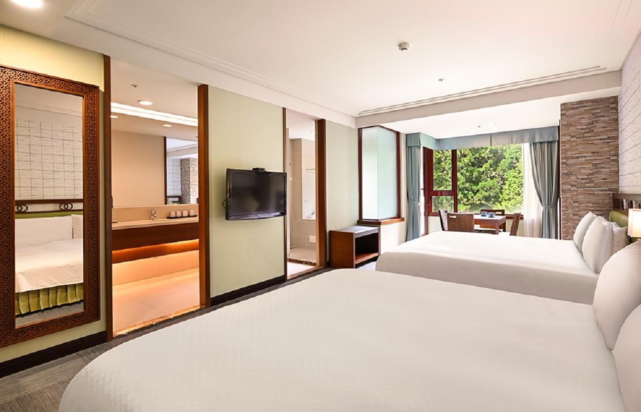 Deluxe Quadruple Room