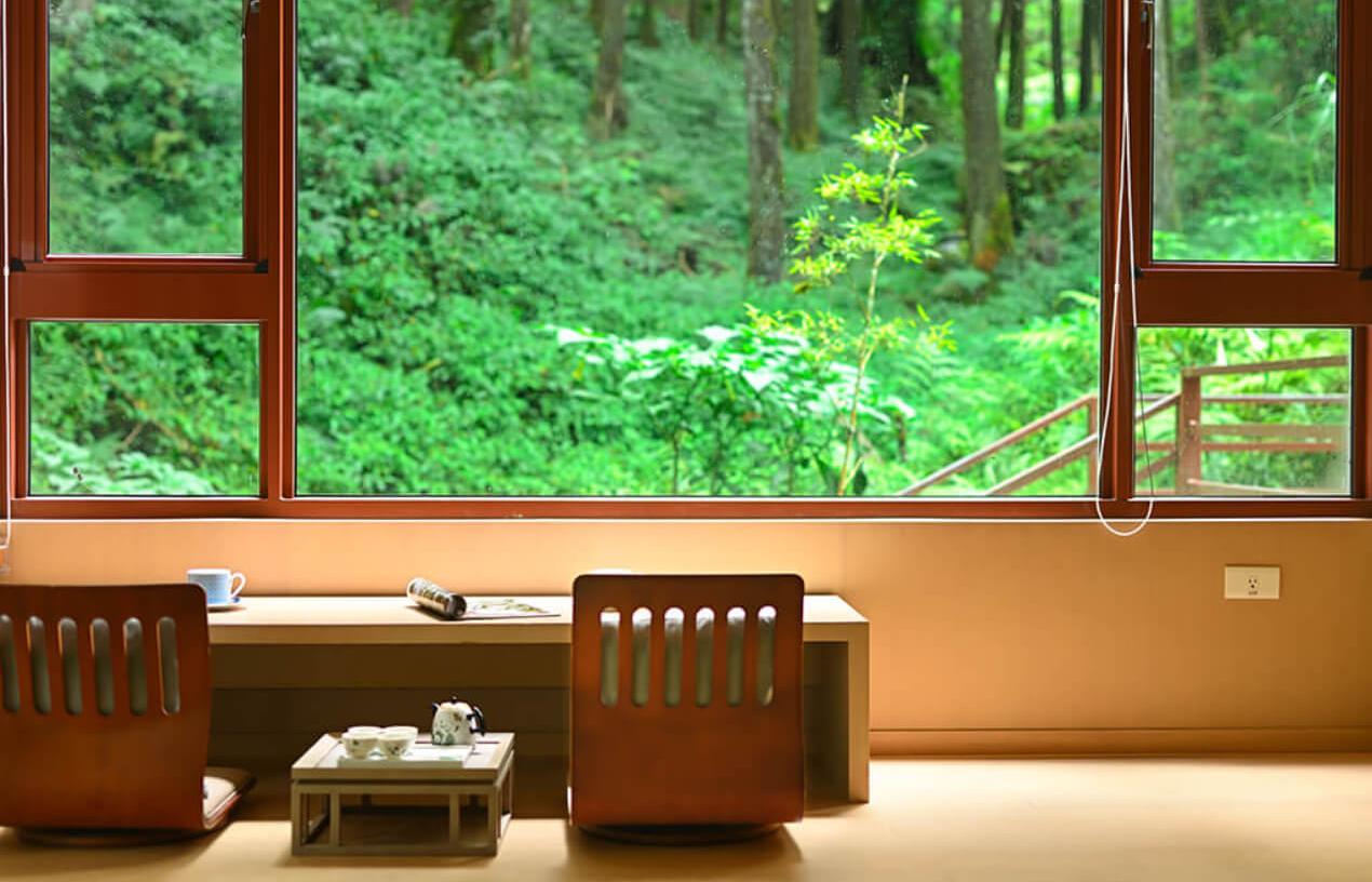 Japanese Executive Suite